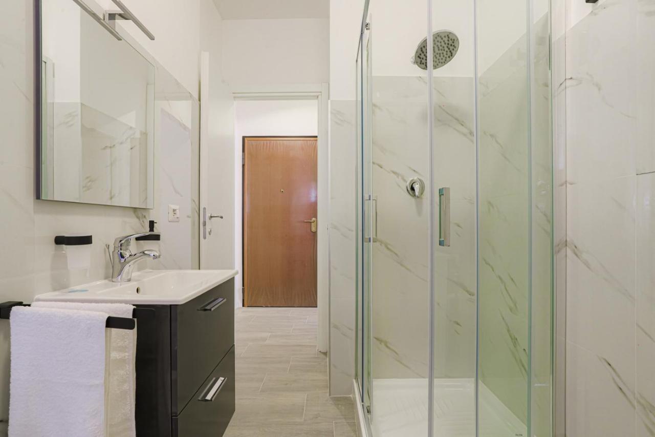 Tiburtina Flam Guest House โรม ภายนอก รูปภาพ