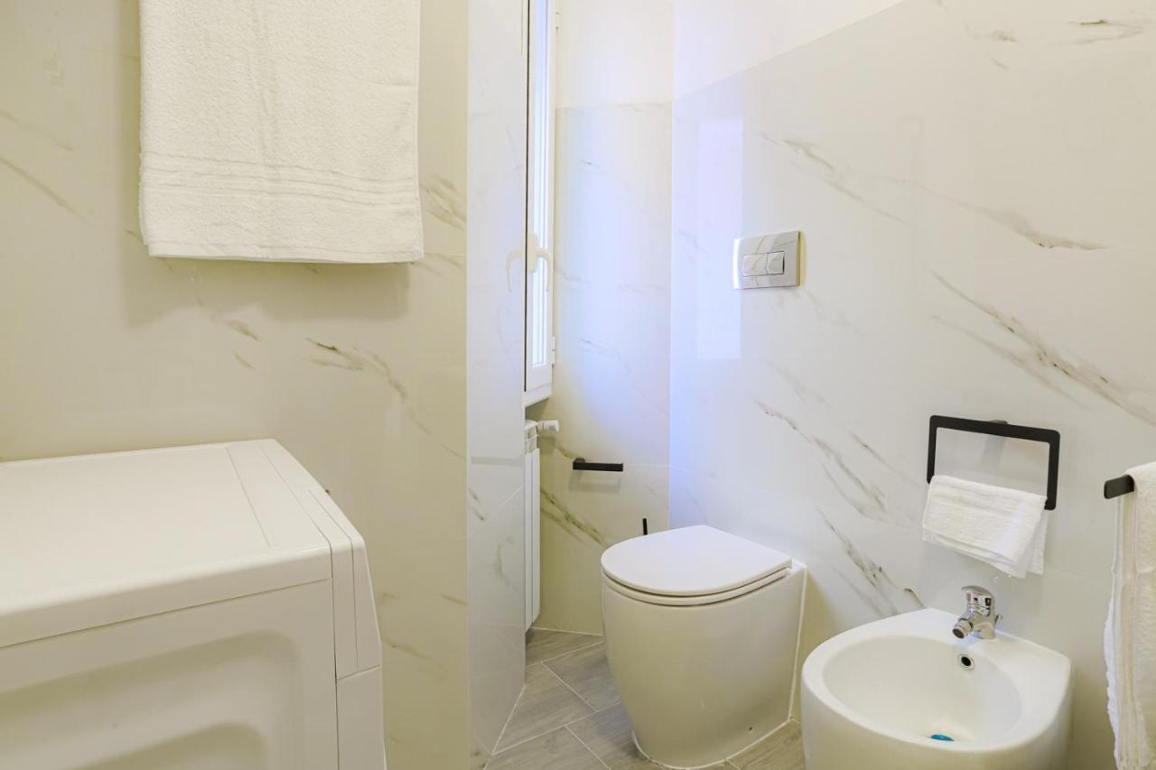 Tiburtina Flam Guest House โรม ภายนอก รูปภาพ