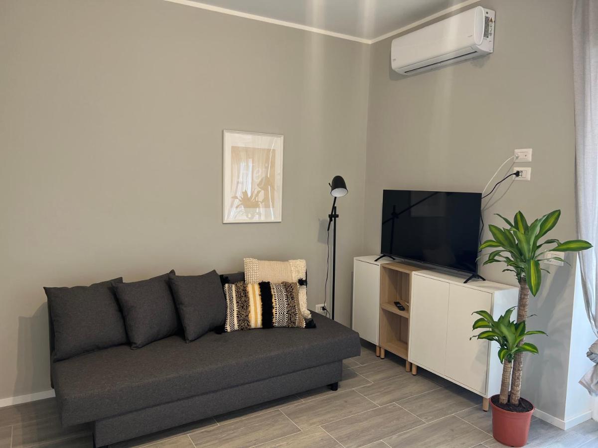 Tiburtina Flam Guest House โรม ภายนอก รูปภาพ