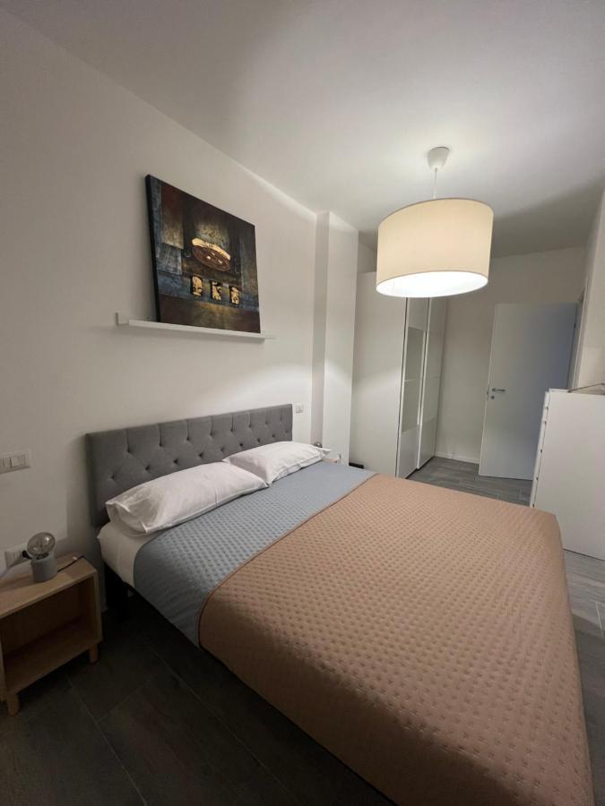 Tiburtina Flam Guest House โรม ภายนอก รูปภาพ