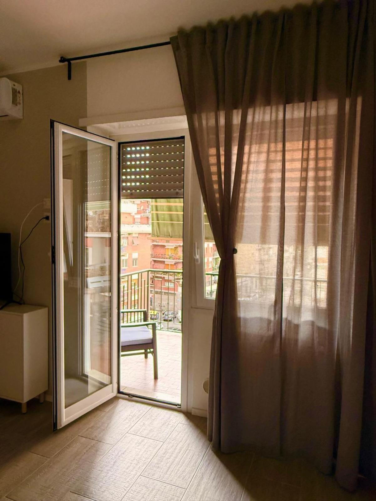 Tiburtina Flam Guest House โรม ภายนอก รูปภาพ