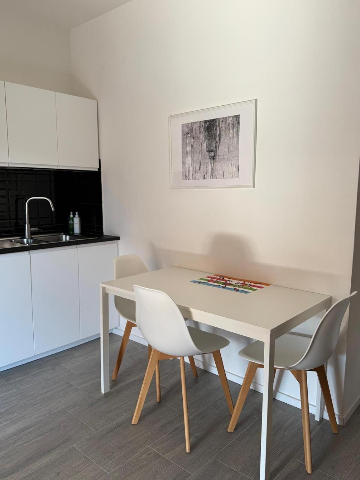 Tiburtina Flam Guest House โรม ภายนอก รูปภาพ